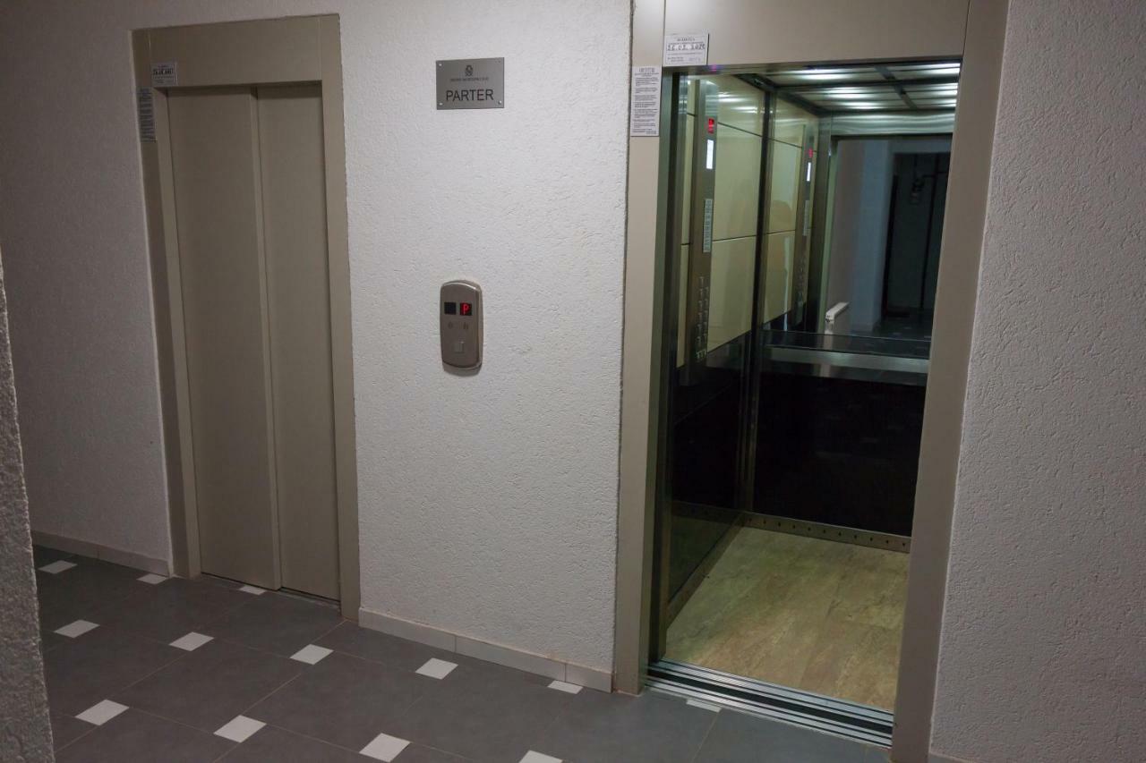 Gold Class Apartment Ams 63 Cluj-Napoca Eksteriør bilde